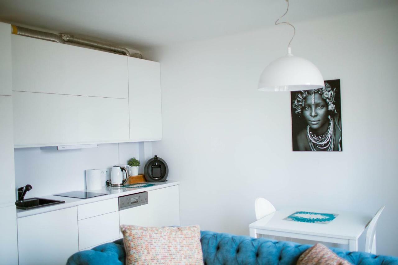 Flat White Apartament Pultusk Apartment Екстериор снимка