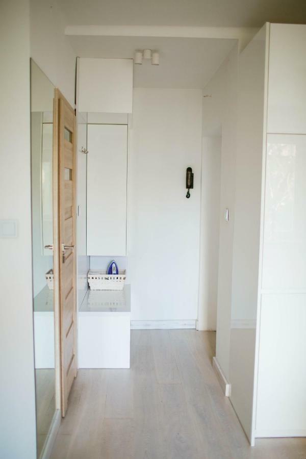 Flat White Apartament Pultusk Apartment Екстериор снимка